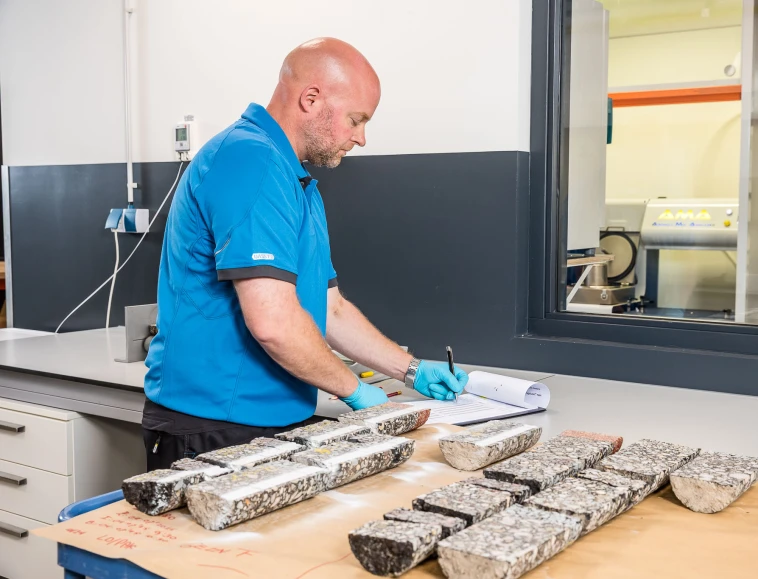 Header thema verhardingsonderzoek en advies